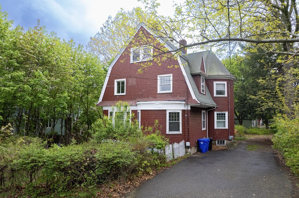 85 Naples, Brookline, Massachusetts 02446