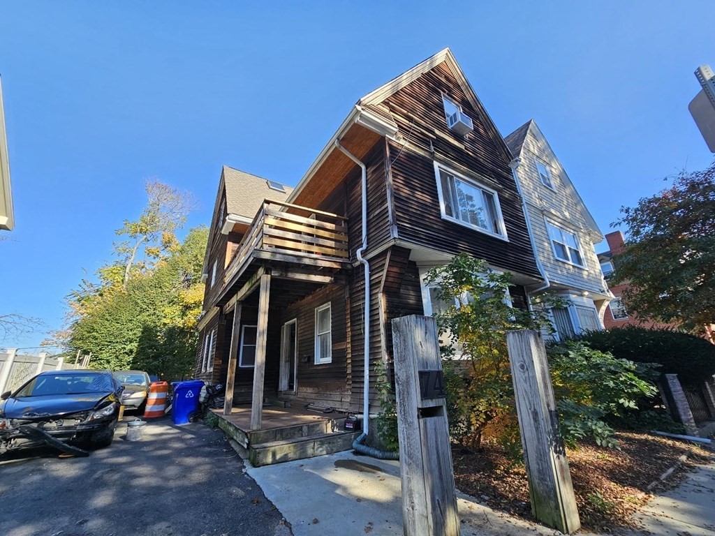 74 Mount Pleasant Ave., Boston, Massachusetts 02119