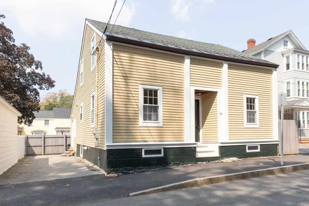 14 Morton Street, Andover, Massachusetts 01810