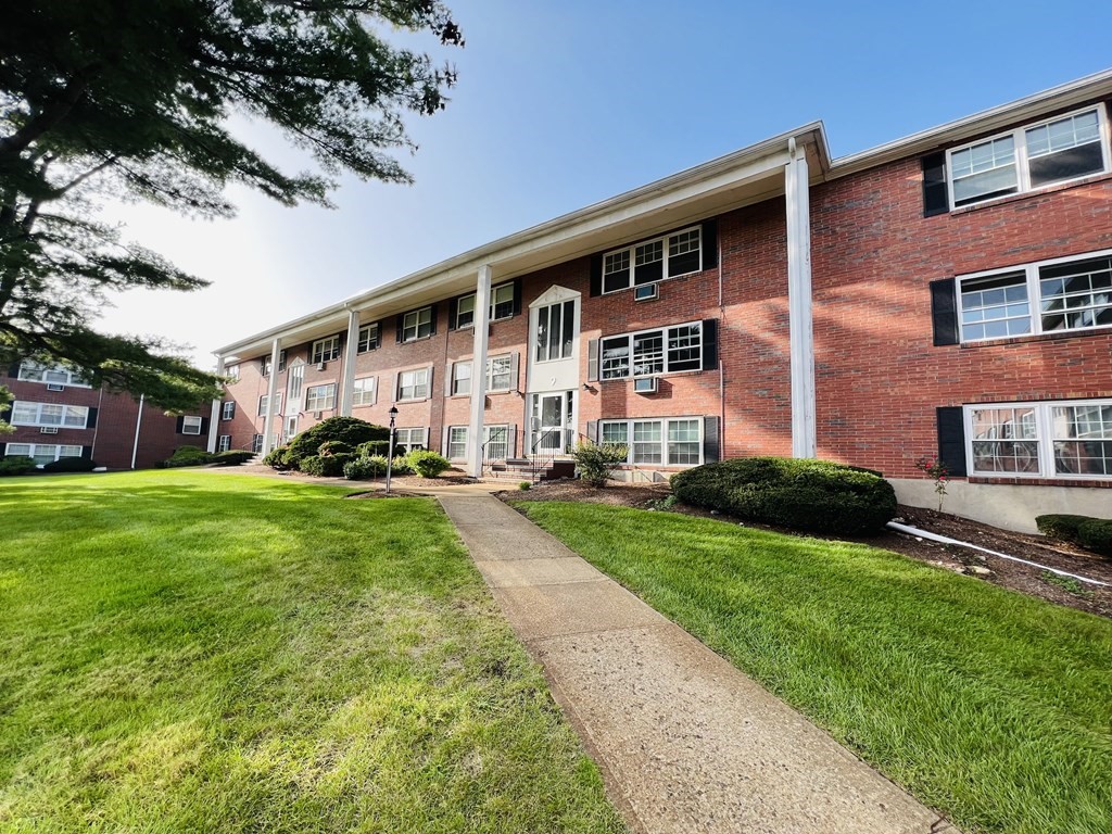 9 Tara Dr, Weymouth, Massachusetts 02188