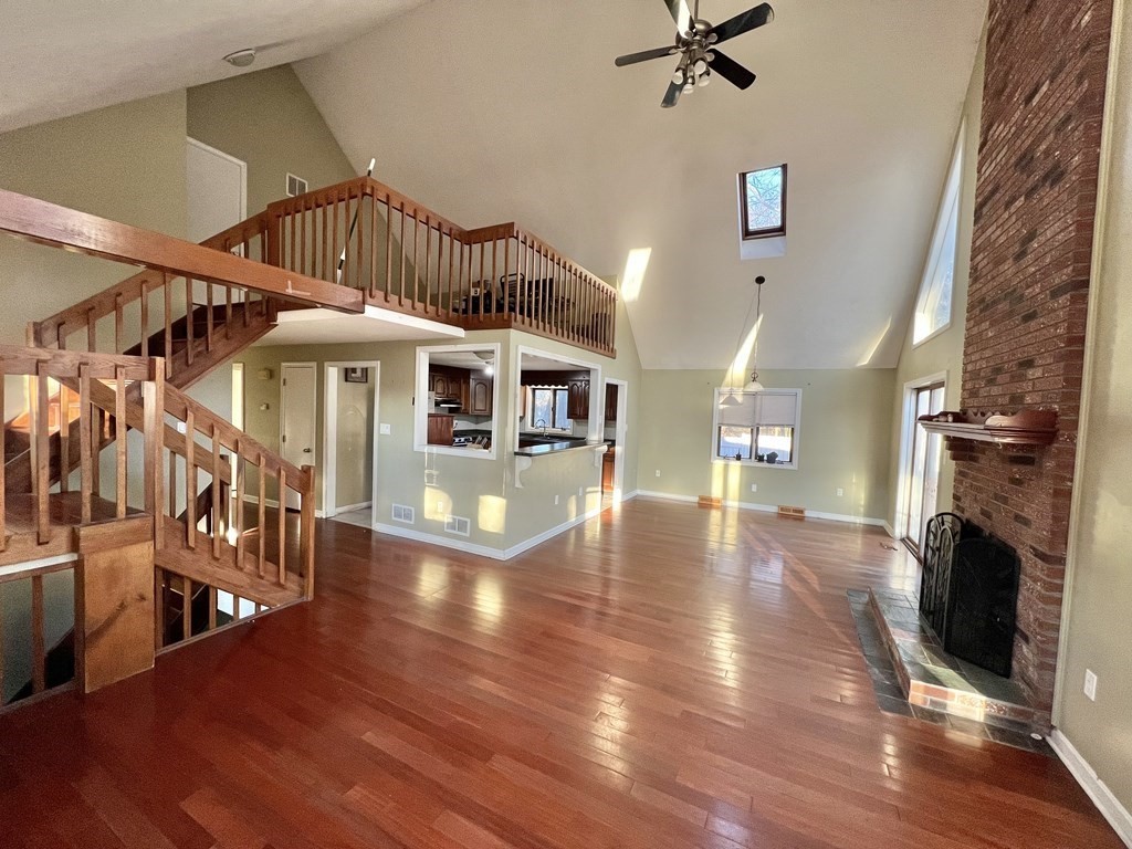 26 Bruce St, Grafton, Massachusetts 01519