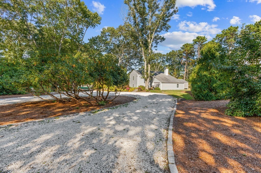13 Sand Dollar Ln, Mashpee, Massachusetts 02649