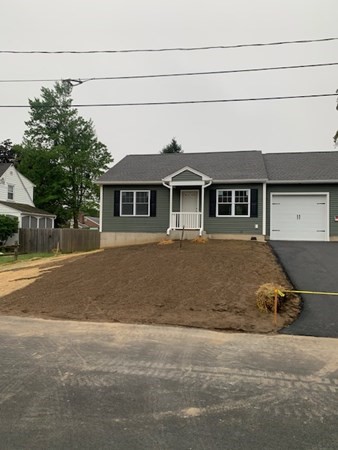 8 Hathorne, West Springfield, Massachusetts 01089