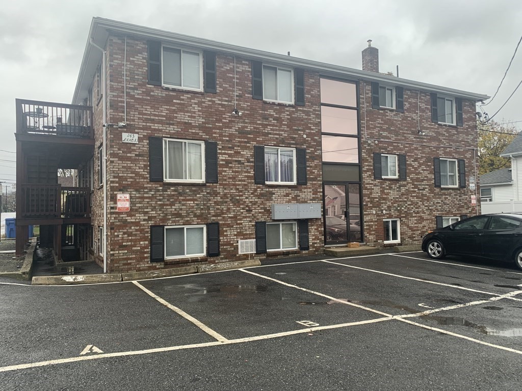 243 Lake St, Waltham, Massachusetts 02451