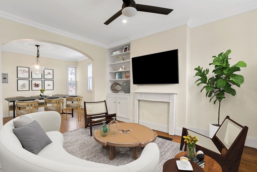 211 South St, Boston, Massachusetts 02130