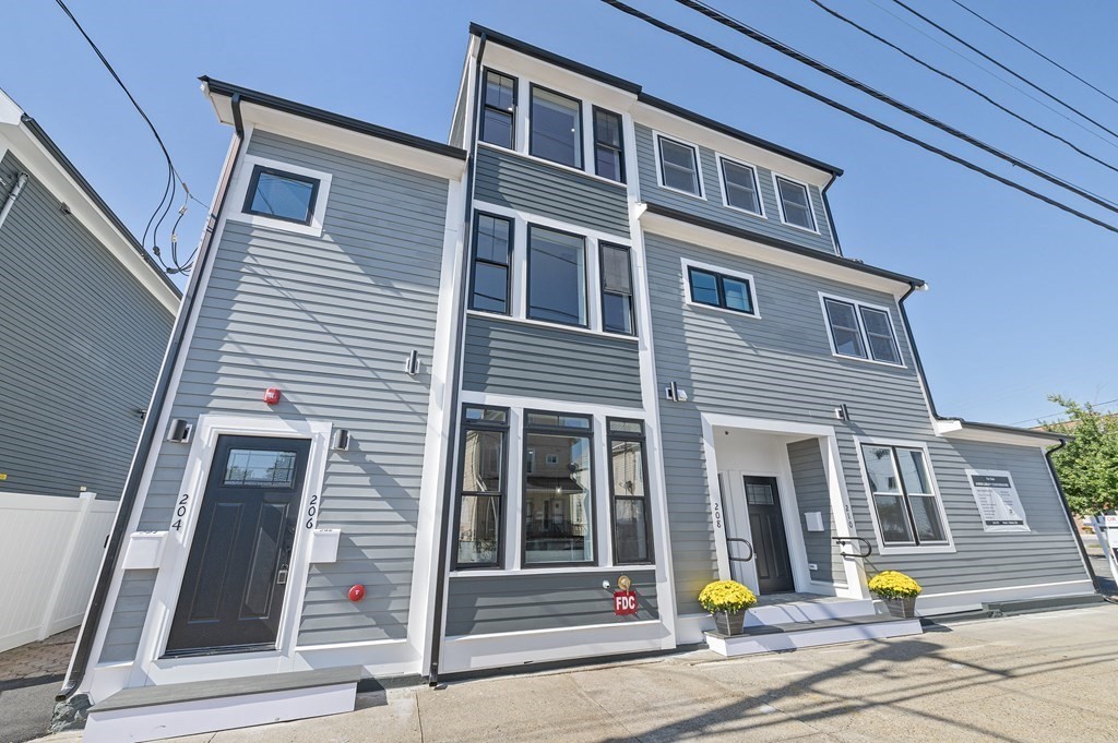 206 Highland Ave, Malden, Massachusetts 02148