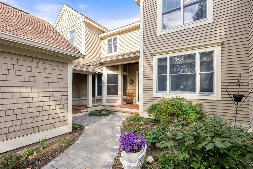 161 Nobscot Road, Sudbury, Massachusetts 01776