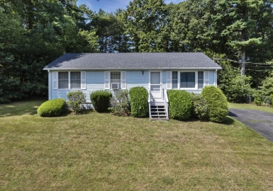 29 Hummingbird Ln, Taunton, Massachusetts 02718, 3 Bedrooms Bedrooms, 5 Rooms Rooms,1.5 BathroomsBathrooms,Residential,For Sale,Hummingbird Ln,73151774