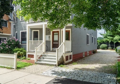 84 Clifton St, Cambridge, Massachusetts 02140, 2 Bedrooms Bedrooms, 6 Rooms Rooms,2 BathroomsBathrooms,Residential,For Sale,76-88 Clifton Street Condominium & Townh,Clifton St,73149308