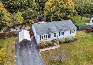 107 Church St, Gardner, Massachusetts 01440, 3 Bedrooms Bedrooms, 5 Rooms Rooms,1 BathroomBathrooms,Residential,For Sale,Church St,73174313