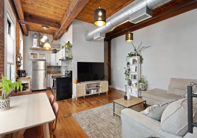 49 Munroe St, Lynn, Massachusetts 01901, 1 Bedroom Bedrooms, 1 Room Rooms,1 BathroomBathrooms,Residential,For Sale,Munroe Lofts,Munroe St,73179868