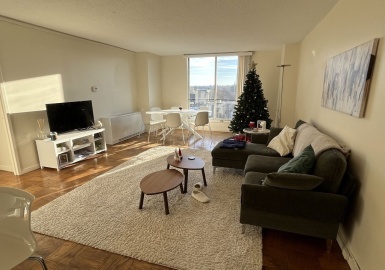 77 Pond Ave, Brookline, Massachusetts 02445, 1 Bedroom Bedrooms, 3 Rooms Rooms,1 BathroomBathrooms,Residential,For Sale,Pond Ave,73184163