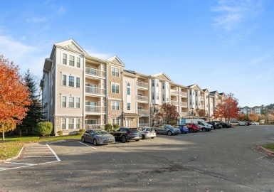 414 John Mahar Highway, Braintree, Massachusetts 02184, 2 Bedrooms Bedrooms, 6 Rooms Rooms,2 BathroomsBathrooms,Residential,For Sale,Jonathan's Landing,John Mahar Highway,73182348