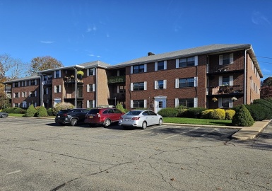 360 Neponset St, Canton, Massachusetts 02021, 2 Bedrooms Bedrooms, 5 Rooms Rooms,1 BathroomBathrooms,Residential,For Sale,Canton Crossing Condominiums,Neponset St,73178791