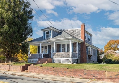 83 Cherry Street, Plymouth, Massachusetts 02360, 3 Bedrooms Bedrooms, 7 Rooms Rooms,2 BathroomsBathrooms,Residential,For Sale,Cherry Street,73180189