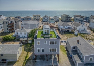 115 Railroad Ave, Salisbury, Massachusetts 01952, 3 Bedrooms Bedrooms, 6 Rooms Rooms,2 BathroomsBathrooms,Residential,For Sale,Railroad Ave,73142407