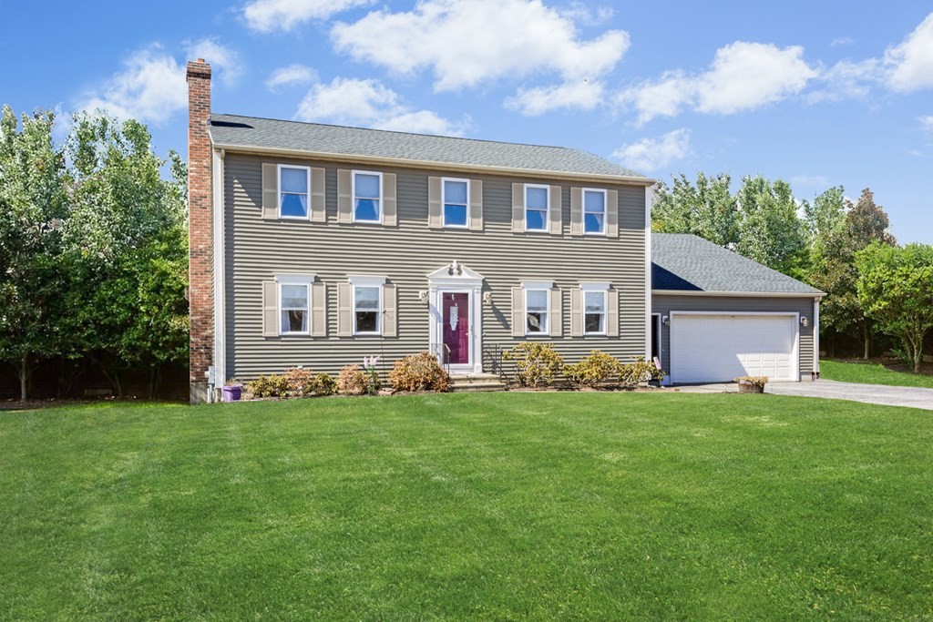 14 Clarence Dr, Oxford, Massachusetts 01540