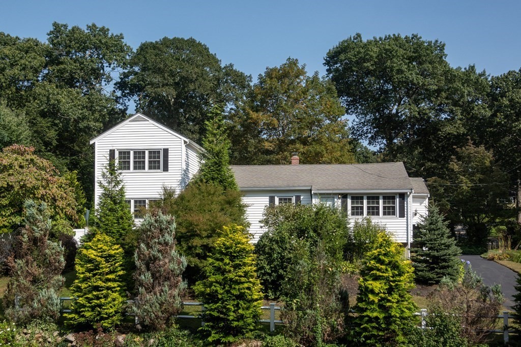 145 Pond St, Franklin, Massachusetts 02038