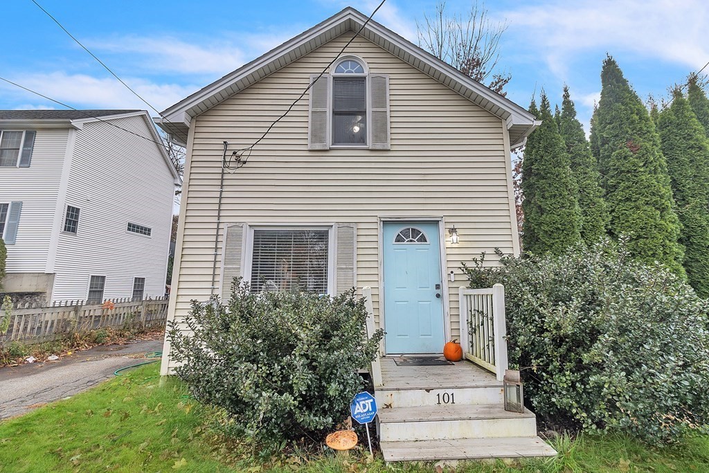 101 Somers, East Longmeadow, Massachusetts 01028