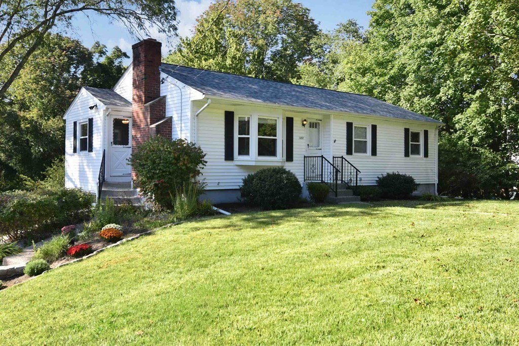 322 Maple Av, Swansea, Massachusetts 02777