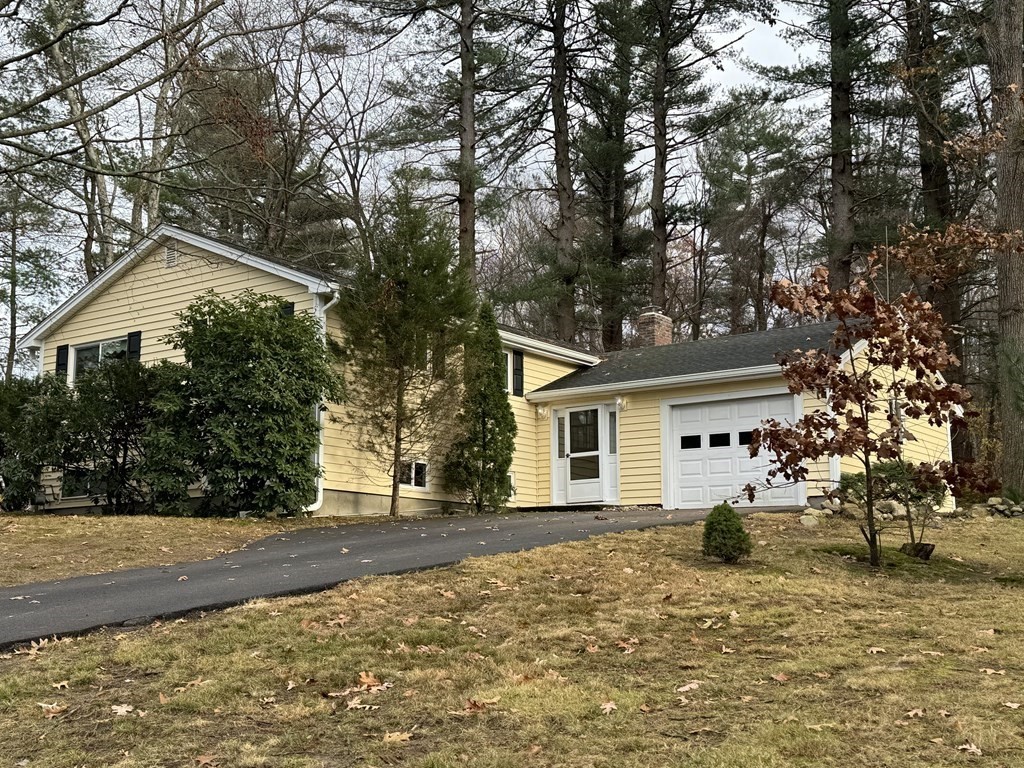 354 Gorwin Drive, Holliston, Massachusetts 01746