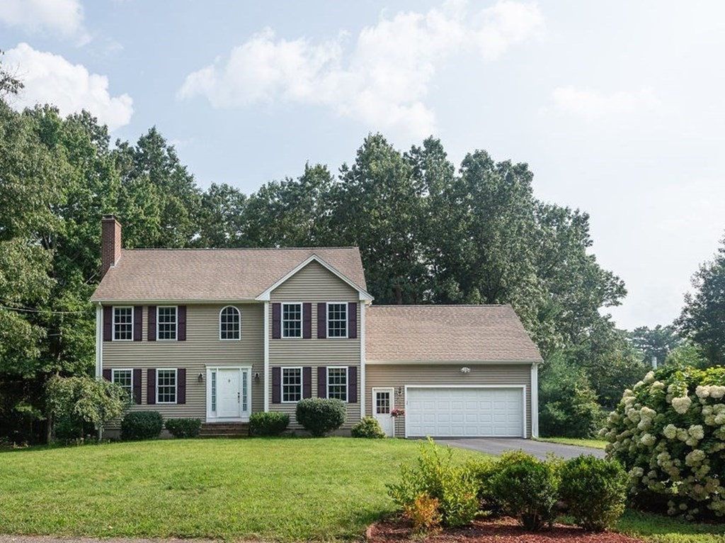 541 Towne Street, North Attleboro, Massachusetts 02760