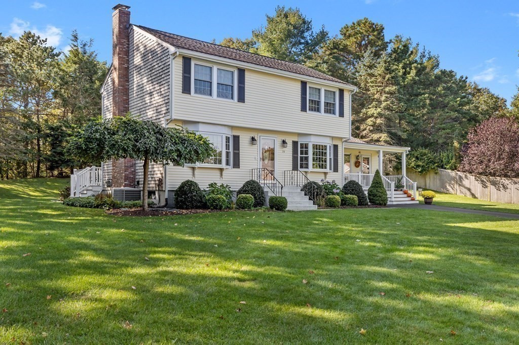 19 Pimental Way, Plymouth, Massachusetts 02360
