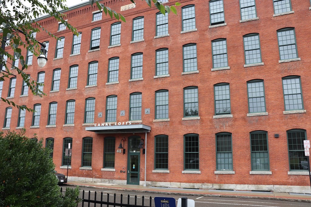 48 Water St, Worcester, Massachusetts 01604