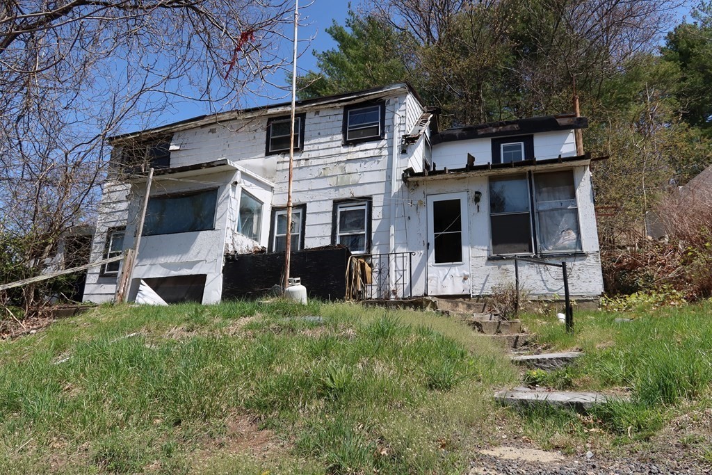 36 Wood Street, Woburn, Massachusetts 01801