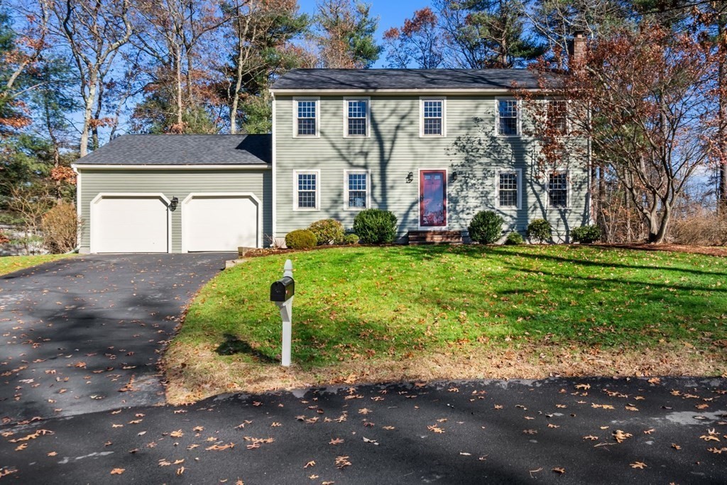 16 Pilots Way, Walpole, Massachusetts 02081