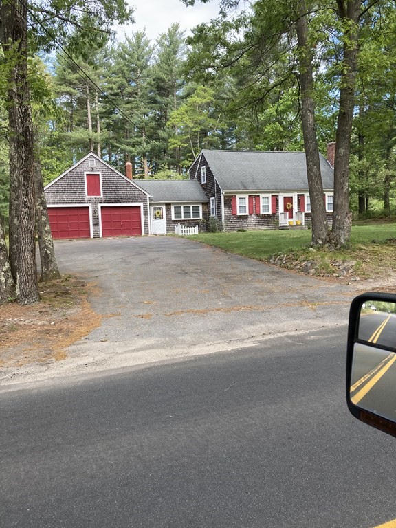 37 Lake Street, Pembroke, Massachusetts 02359