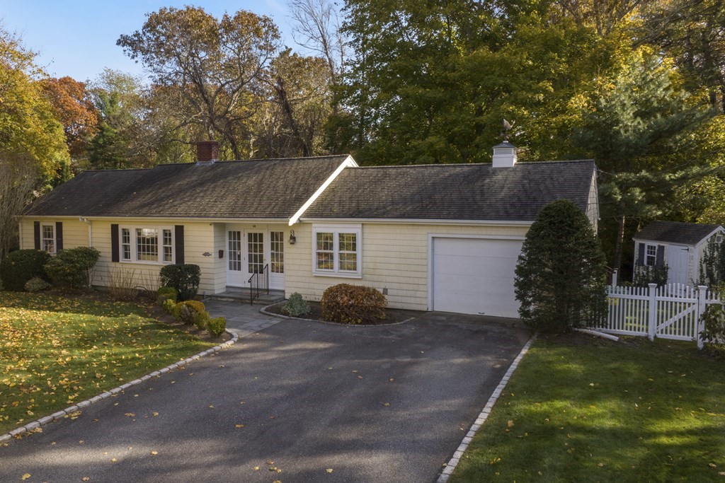 48 Pine Ln, Barnstable, Massachusetts 02655