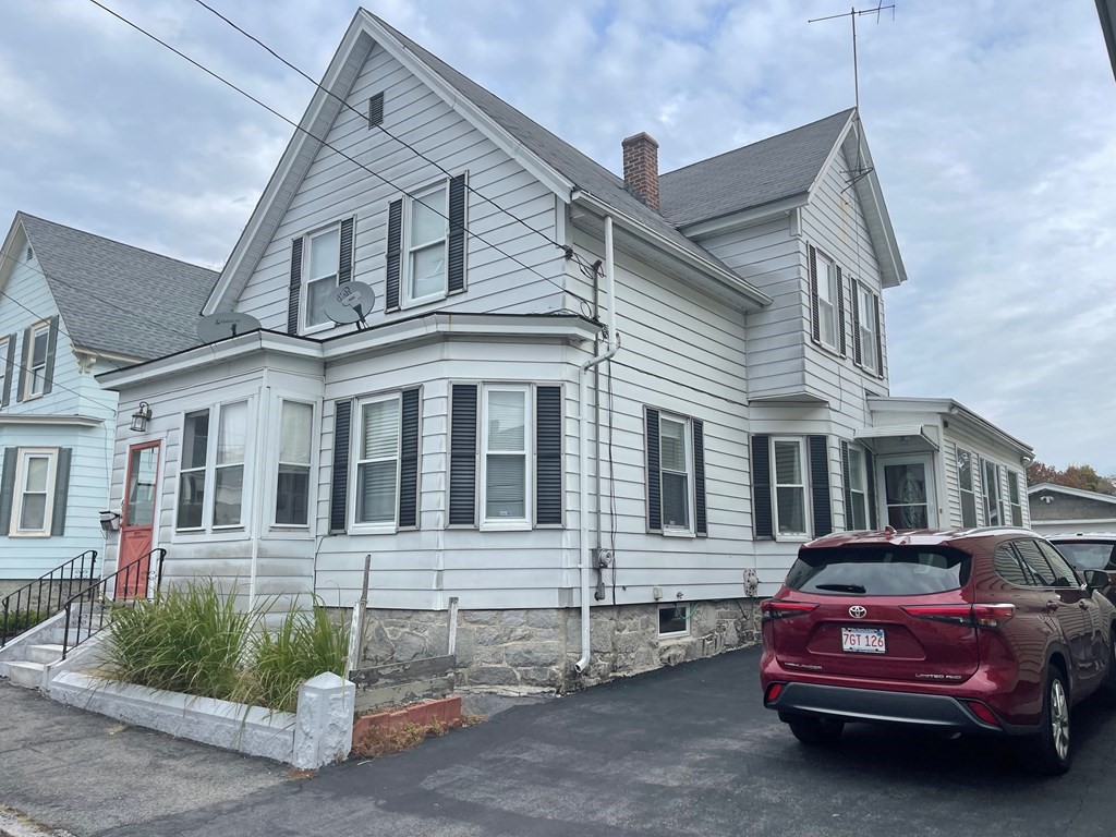 694 School, Lowell, Massachusetts 01851