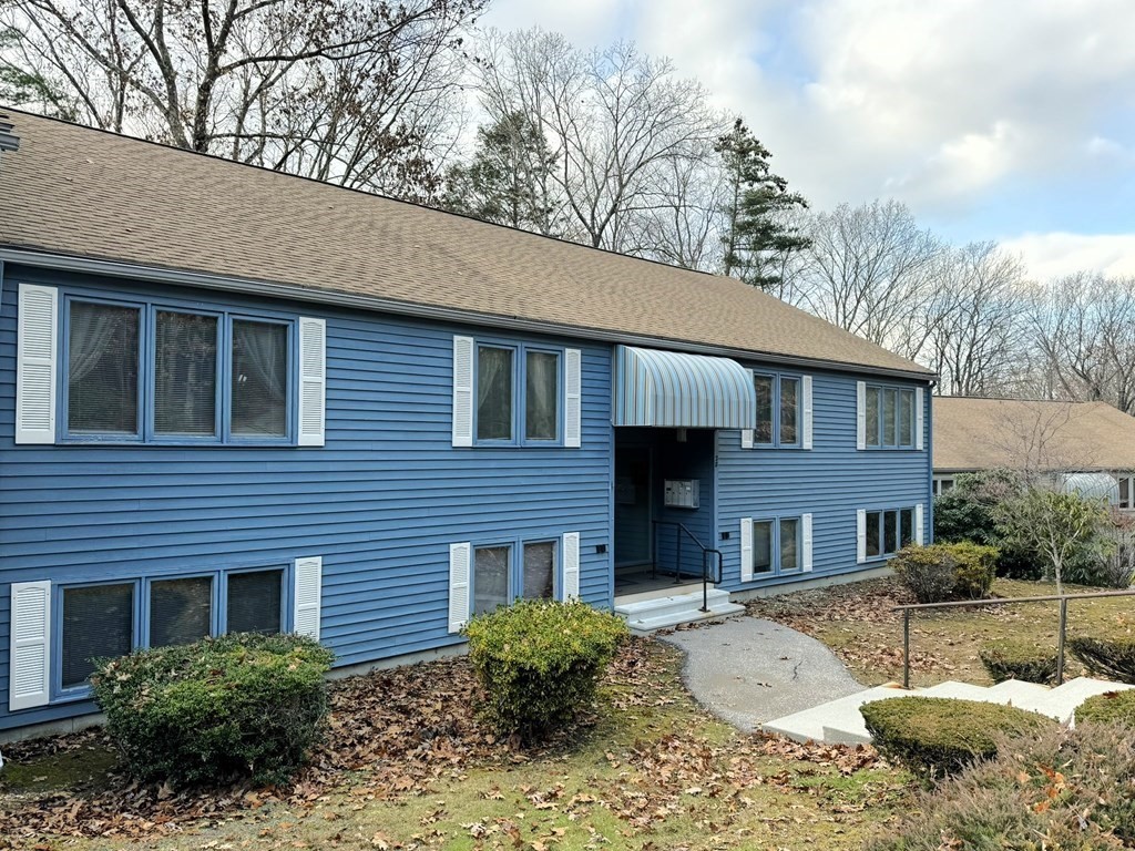 28 Maria Ave, Southbridge, Massachusetts 01550