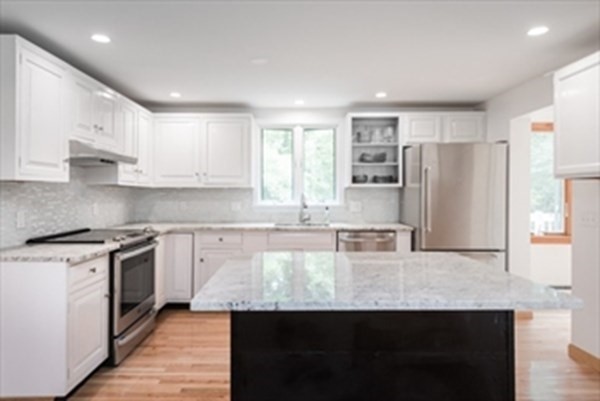 85 Wakeby Rd, Barnstable, Massachusetts 02648