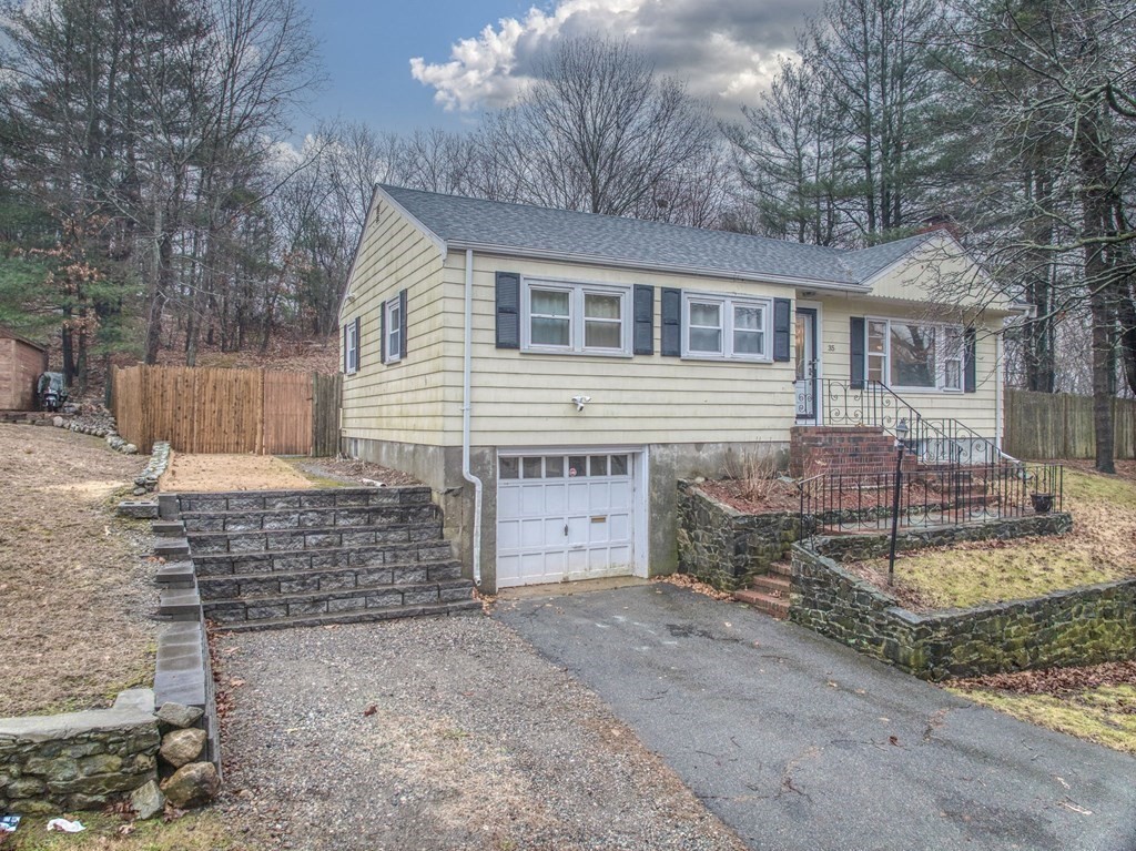 35 Moon Rd, Lynn, Massachusetts 01904