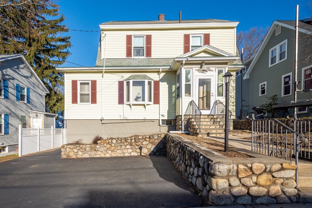 7 Upland Rd, Winchester, Massachusetts 01890