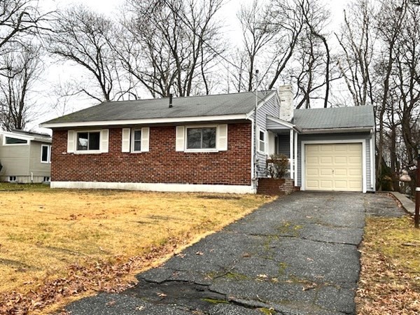 100 Havilah St, Lowell, Massachusetts 01852