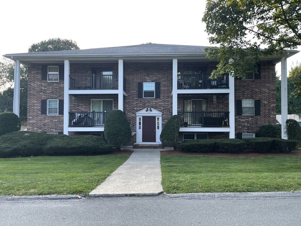 6 Walker Rd, North Andover, Massachusetts 01845