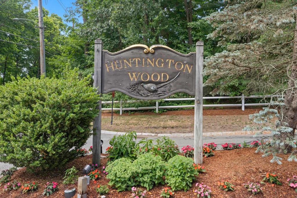 2703 Postgate Ln, Peabody, Massachusetts 01960