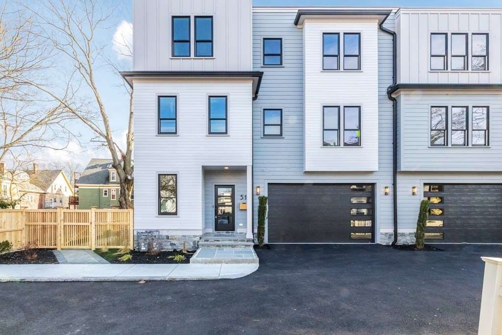 51 Roseway Street, Boston, Massachusetts 02130