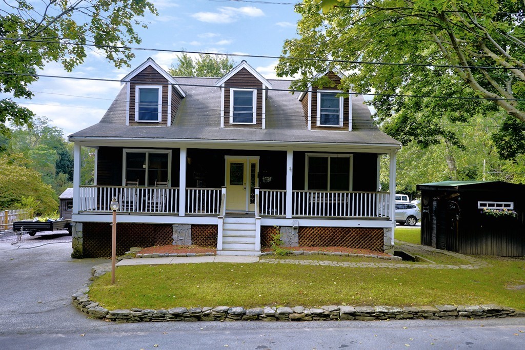 22 Clifford Ct, Hingham, Massachusetts 02043