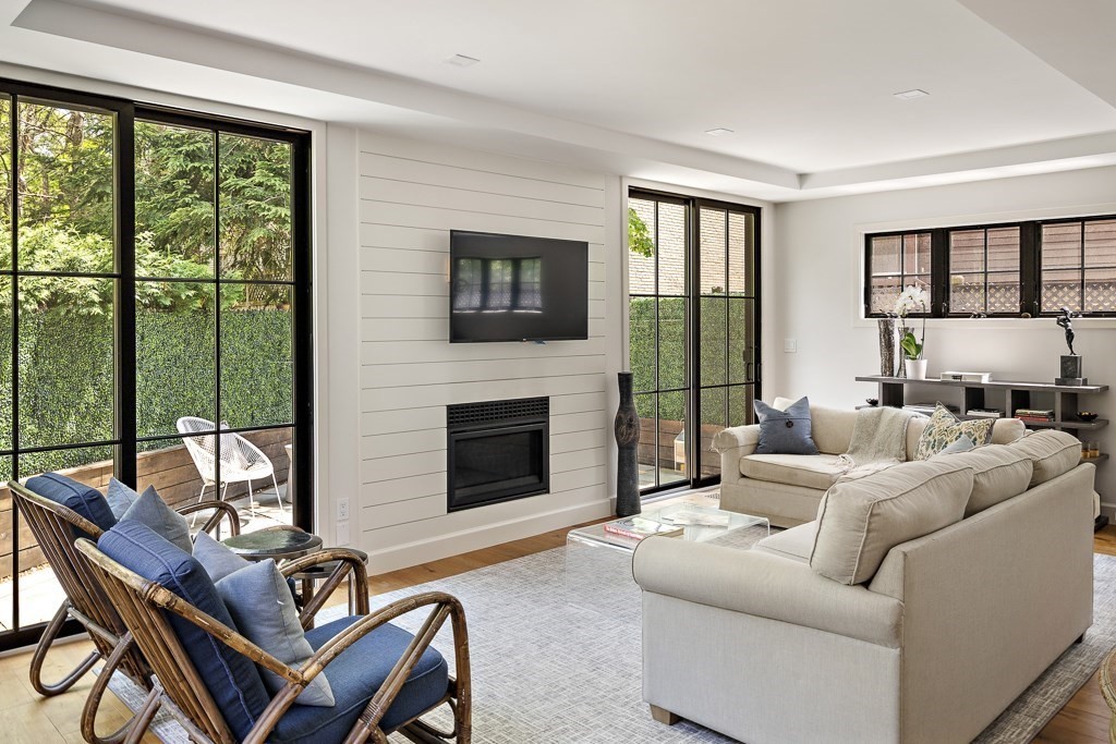 34 Prentiss, Cambridge, Massachusetts 02108