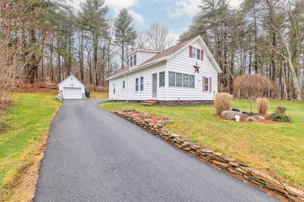 612 Ashland Ave, Southbridge, Massachusetts 01550