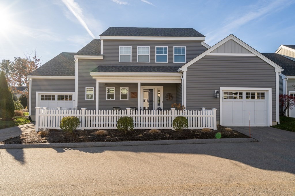 14 Lantern Way, Ashland, Massachusetts 01721