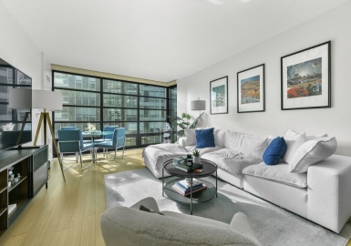 580 Washington St, Boston, Massachusetts 02111, 2 Bedrooms Bedrooms, 4 Rooms Rooms,2 BathroomsBathrooms,Residential,For Sale,Millennium Place,Washington St,73108513