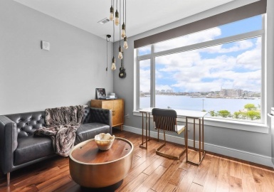 99 Sumner St, Boston, Massachusetts 02128, 1 Bedroom Bedrooms, 3 Rooms Rooms,1 BathroomBathrooms,Residential,For Sale,The Mark,Sumner St,73241582