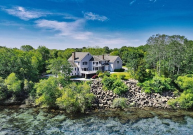 6 Wildpepper Ln, Dartmouth, Massachusetts 02748, 4 Bedrooms Bedrooms, 10 Rooms Rooms,3.5 BathroomsBathrooms,Residential,For Sale,Wildpepper Ln,73256170