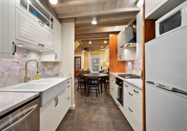 6 North Hudson Street, Boston, Massachusetts 02113, 2 Bedrooms Bedrooms, 4 Rooms Rooms,2 BathroomsBathrooms,Residential Lease,For Rent,North Hudson Street,73262293