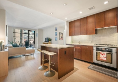 580 Washington St, Boston, Massachusetts 02111, 1 Bedroom Bedrooms, 4 Rooms Rooms,1 BathroomBathrooms,Residential Lease,For Rent,Washington St,73261645
